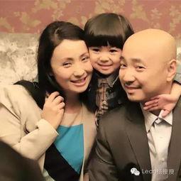 娱乐圈爆料明星夫妇,娱乐圈明星夫妇甜蜜互动揭秘 第1张 娱乐圈爆料明星夫妇,娱乐圈明星夫妇甜蜜互动揭秘 第1张